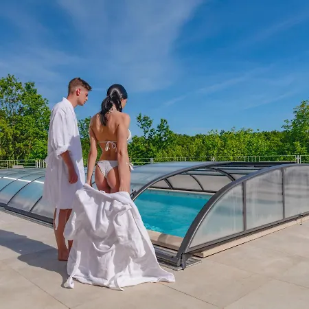 Luxurious In Svetvincenat With Heated Swimming Pool
